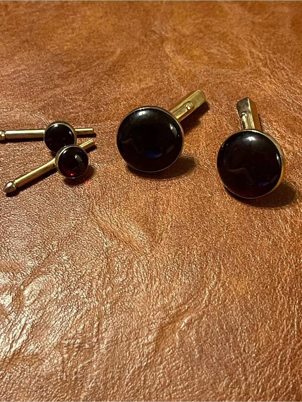 Vintage Swank Red Cabochon Cufflinks & Tuxedo Studs